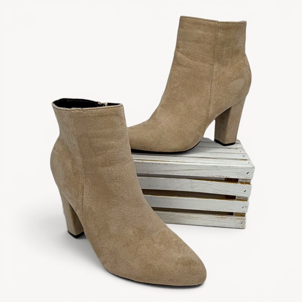 Tan Faux Suede Ankle Booties Womens Size 39 (8.5-9) Block Heel Side Zip Boots